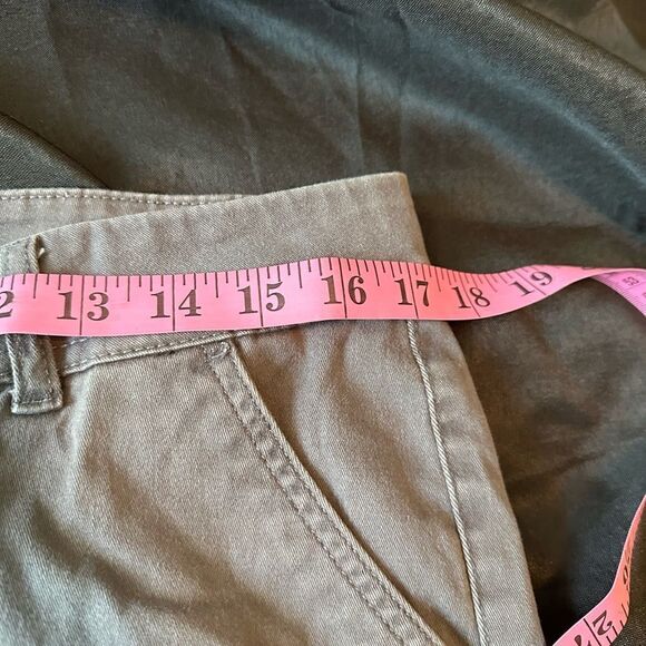 Set of 2 size 12 shorts-  5” inseam 13” long - Picture 5 of 8
